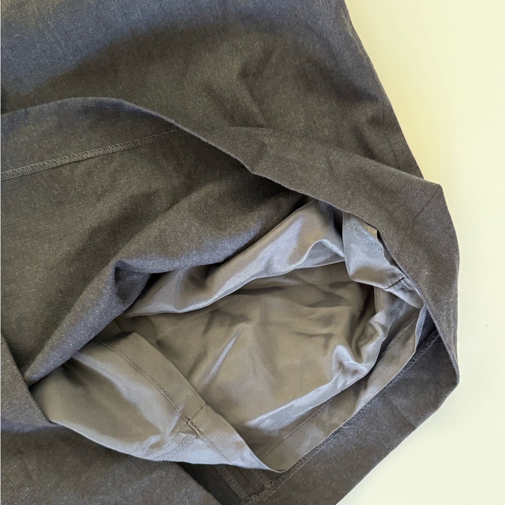 BANANA REPUBLIC Gray 95% Wool stretch Dress Size 4 Made in Italy - Picture 8 of 8